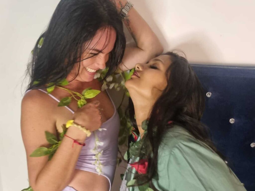 Lunaand Seleny